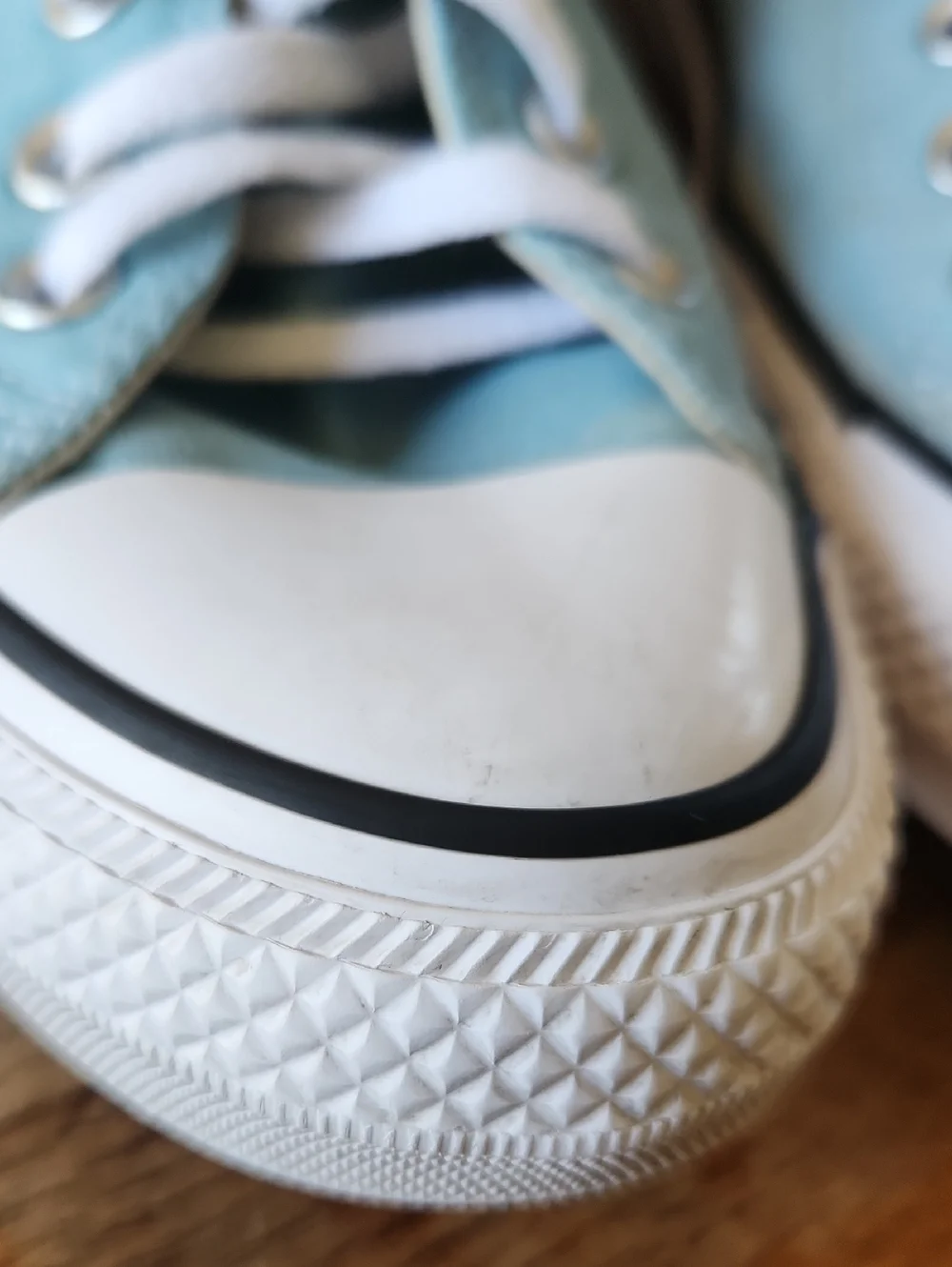 Converse Chuck Taylor Light Blue High Top Sneakers in Size M7 W9 - Picture 15 of 16
